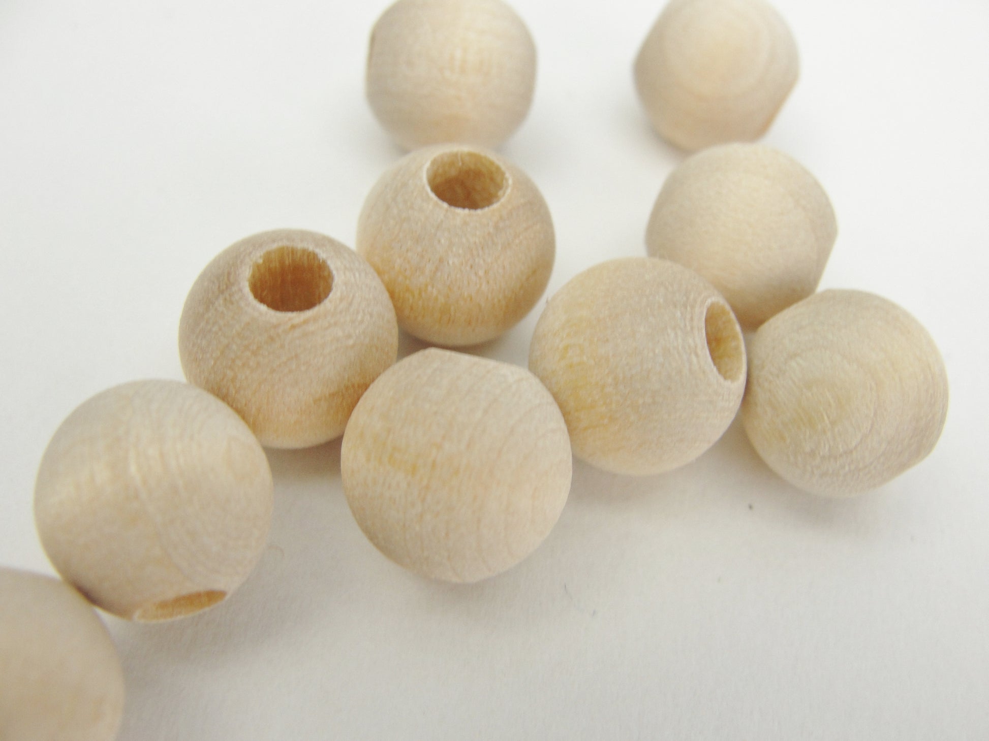 Wooden round bead 3/8 (.41) 10mm with 5/32 hole – Craft Supply