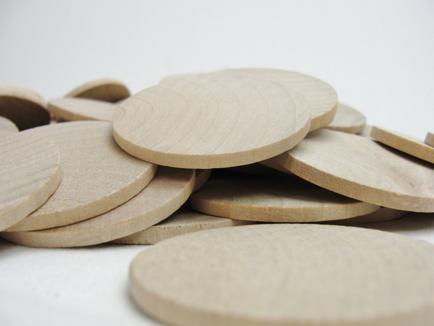 Wooden Circle disc 1 3/4 x 1/8 thick – Craft Supply House
