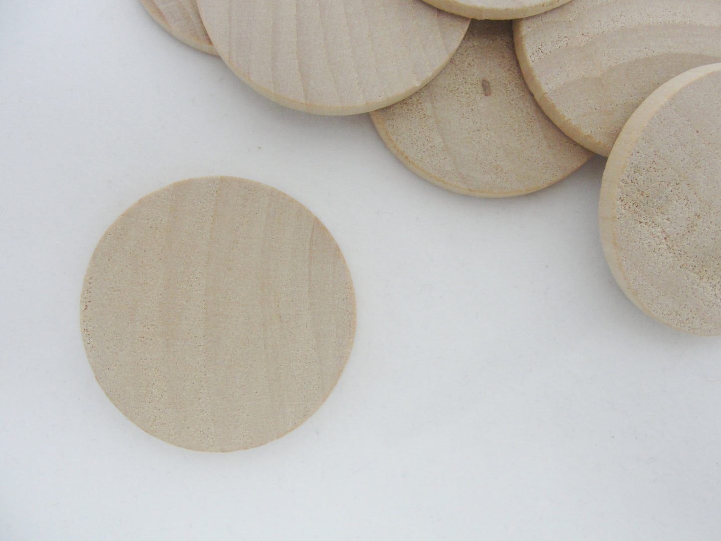 Domed wooden Circles 1 wide x 3/16 thick set of 12 – Craft